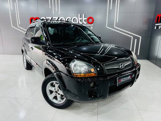 HYUNDAI TUCSON 2.0 MPFI GLS 16V 143CV 2WD FLEX 4P AUTOMÁTICO HYUNDAI TUCSON 2.0 MPFI GLS 16V 143CV 2WD FLEX 4P AUTOMÁTICO